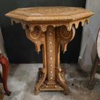 Salontafel van hout met ingelegd ontwerp. - Hout -, Antiek en Kunst