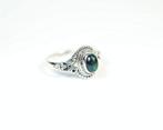 Zwarte Chalama Opal Ring / Cabochon / nieuw- 2.92 g - (1), Verzamelen, Mineralen en Fossielen