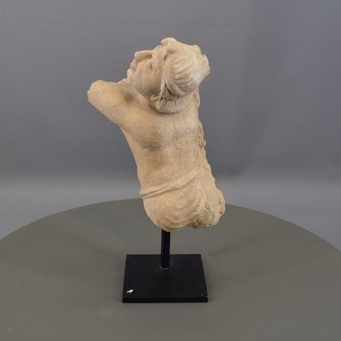Gandhara Stuc TORSE EN STUC DUN ADORANT HOMME, GANDHARA -, Verzamelen, Mineralen en Fossielen