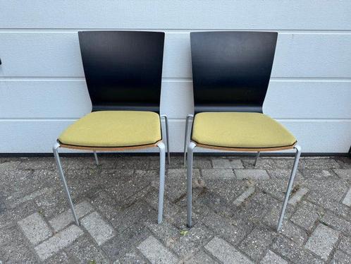 Vitra - Chaise (2) - Bois, Métal, Antiek en Kunst, Antiek | Meubels | Stoelen en Sofa's
