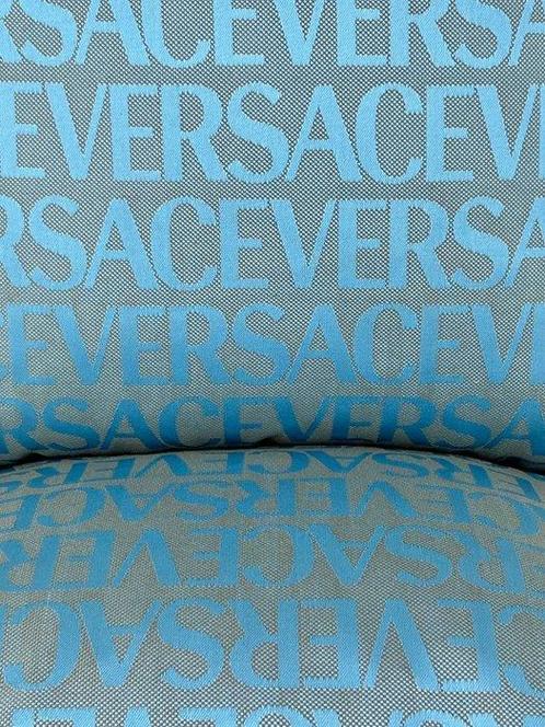 Versace Nouveau jeu de deux - Coussin, Antiek en Kunst, Antiek | Tapijten, Tafelkleden en Textiel
