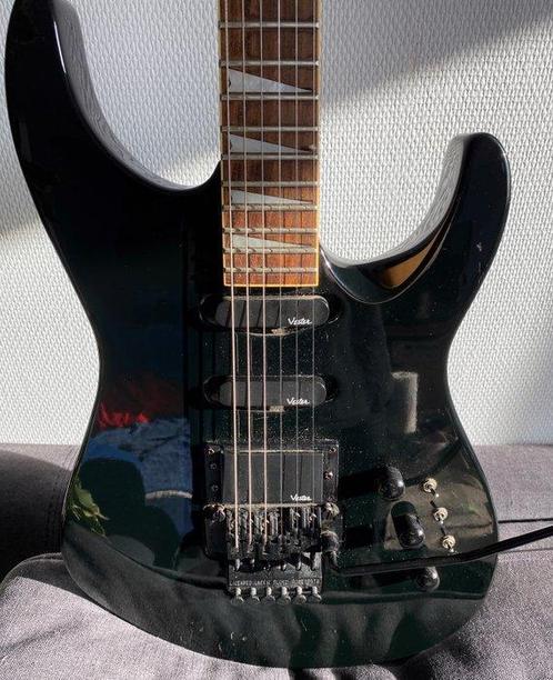 VESTER - Heavy Strat  Floyd rose MIK -  - Elektrische, Muziek en Instrumenten, Snaarinstrumenten | Gitaren | Akoestisch