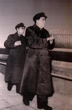 Lin Biao en Mao Zedong op voorgrond (lijst optie), Verzamelen, Militaria | Tweede Wereldoorlog, Verzenden, Foto of Poster