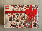 Lego Set - 4002018 - Employee Gift - 40 Years LEGO, Kinderen en Baby's, Nieuw