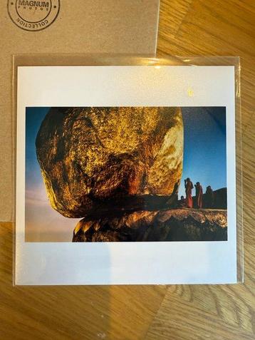 Steve McCurry - The Golden Rock beneath Kyaiktiyo Pagoda,