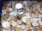 Wereld. Partij Munten / Uitzoekpartij (Lot van 3.94 KG)