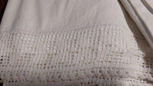Drap de lit (4) - 260 cm - 230 cm - Linge dépoque, Antiek en Kunst, Antiek | Tapijten, Tafelkleden en Textiel