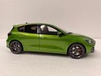 Otto Mobile 1:18 - Modelauto - Ford Focus ST - 698/2000