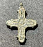 Middeleeuwen, kruisvaardersperiode Brons Mooi versierd kruis
