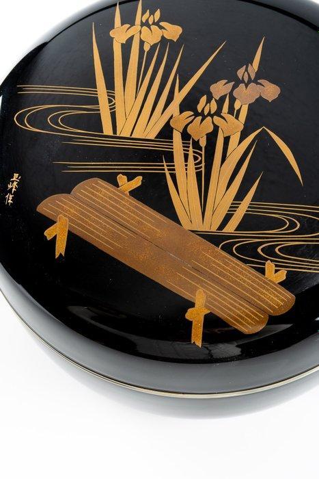 Signed Gyokuh saku  - Doos - Hout, Lacca - Een gelakte, Antiek en Kunst, Antiek | Overige Antiek