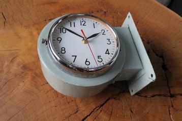 Horloge murale - Citizen - Acier, Verre - 1980-1990
