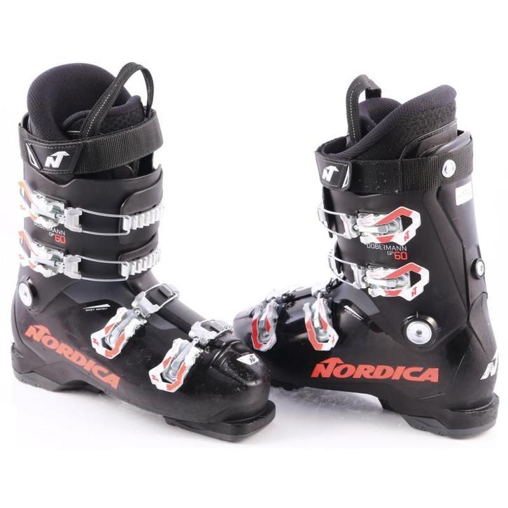 35 36 37 38 kinder skischoenen NORDICA DOBERMANN GP 60 2023,, Sport en Fitness, Skiën en Langlaufen, Verzenden