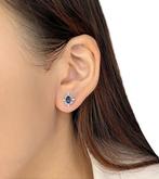 Oorbellen - 18 karaat Witgoud - 0.41ct. tw. Saffier -, Handtassen en Accessoires, Oorbellen, Nieuw