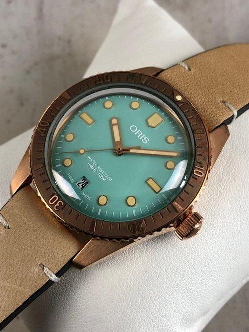 Oris - Divers Sixty-Five Cotton Candy Bronze Automatic - 01, Handtassen en Accessoires, Horloges | Heren