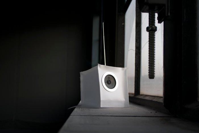 Designer Jasper De Leeuw - Radio-FM Radio, Antiquités & Art, Art | Objets design