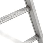 Gebruikte Enkel rechte ladder 16 treden, Doe-het-zelf en Bouw, Ophalen of Verzenden, Gebruikt