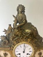 Horloge de cheminée avec personnage - Antique Laiton, Bronze, Antiek en Kunst