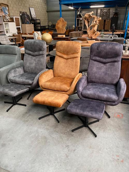 Wilson fauteuil met poef, drie kleuren (nieuw, outlet), Huis en Inrichting, Fauteuils, Nieuw, Metaal, Stof