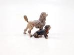 AUSTRIA - sculptuur, Couple de chiens un Caniche Royal et un, Antiquités & Art, Antiquités | Céramique & Poterie
