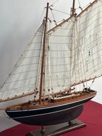 Objets maritimes - zeiljacht Sofia S-2 uit Sezze - Bois,