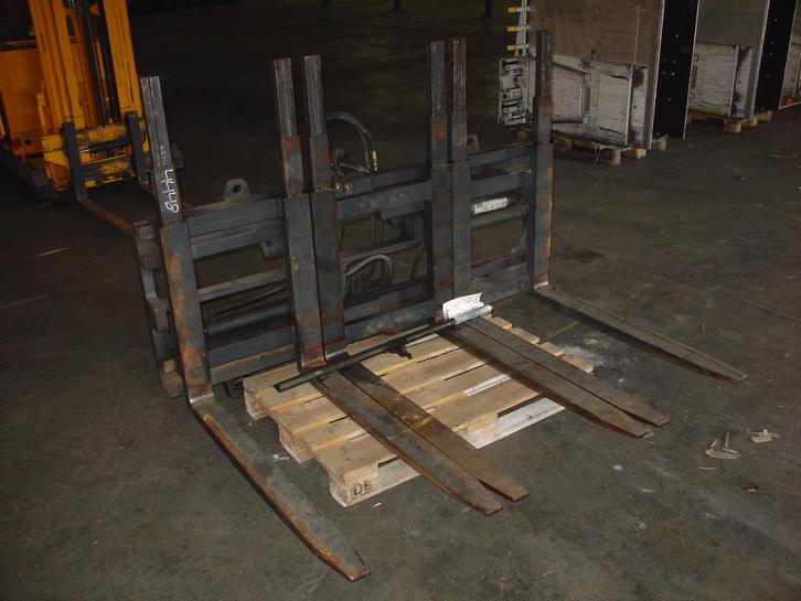 Kaup Vorkenversteller Triple, Zakelijke goederen, Machines en Bouw | Heftrucks en Intern transport, Voorzetapparatuur, Overige aandrijving