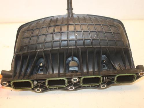 Inlaatspruitstuk Volkswagen Golf O131081, Auto-onderdelen, Carrosserie