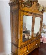 Kleerkast - Wortelnotenhout