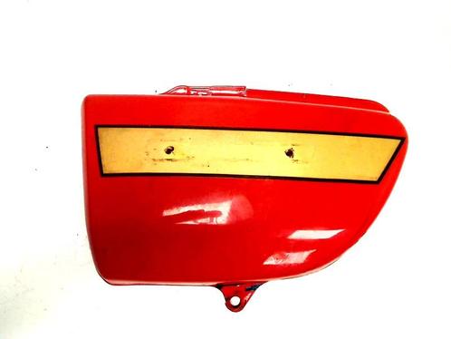 Suzuki GT 750 LC 1974-1977 1088 ZIJKAP LINKS, Motoren, Onderdelen | Suzuki, Gebruikt, Ophalen of Verzenden
