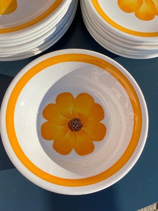 C.C.C - decorato a mano - Tafelservies (17) - Keramiek -, Antiek en Kunst, Antiek | Meubels | Tafels