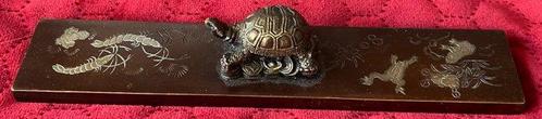 Zwaar Japans bronzen presse-papier met schildpad gedecoreerd, Antiek en Kunst, Antiek | Overige Antiek