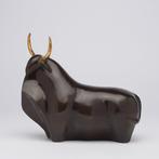Decoratief ornament - Indonesië - Buffalo-sculptuur