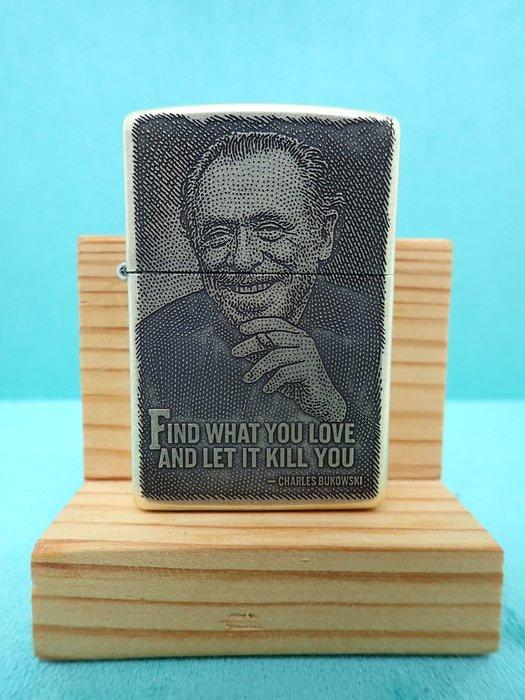 Zippo - Zippo Custom - Charles Bukowski - Sans Prix de, Verzamelen, Rookartikelen, Aanstekers en Luciferdoosjes