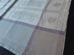 Fijn hemstitching-linnen met geweven kleuren. - Tafelkleed