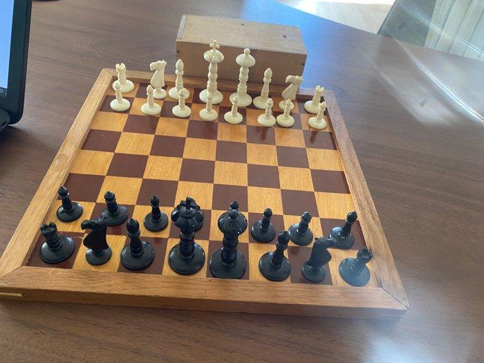 Schaakspel - Been en hout, Antiek en Kunst, Curiosa en Brocante