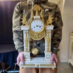 Pendule - Louis XVI 1810 Louis XIV - Verguld brons - 1810 -