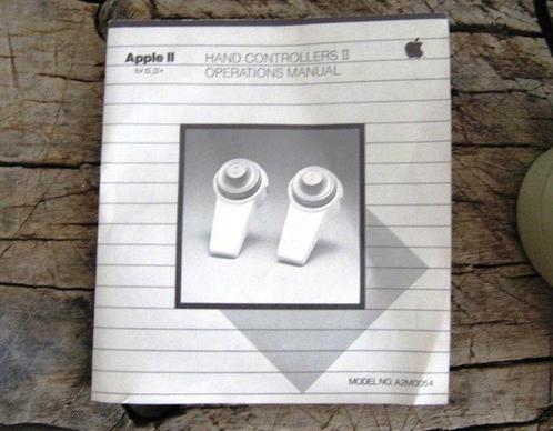 Apple II Hand Controllers Joy Sticks A2M0054 (1979-1982) -, Games en Spelcomputers, Spelcomputers | Overige Accessoires
