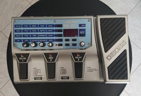 Boss - Pédale multi-effet (Sans Prix de Réserve), Muziek en Instrumenten, Snaarinstrumenten | Gitaren | Akoestisch