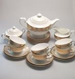 Auratic - Koffieservies - Porselein - Thee-eetje van fijne, Antiek en Kunst