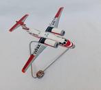 Modelvliegtuig - Een volledig metalen model van het