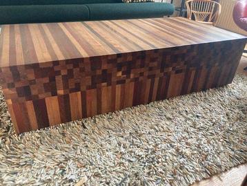 Leolux - Salontafel - 576-900 - Hout, Walnoot - vintage beschikbaar voor biedingen