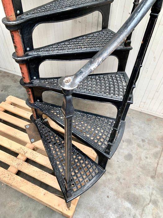 Trapje - Gietijzer - Wentel/Spiltrap gietijzer, Antiek en Kunst, Antiek | Wandborden en Tegels