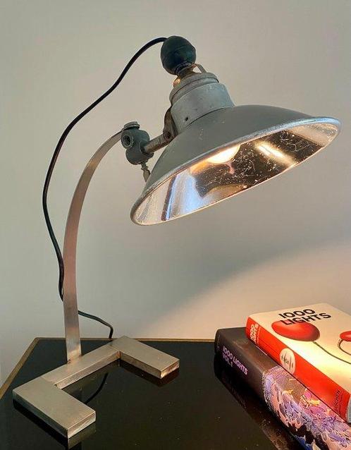 Lampe de table - Aluminium, Métal, Antiek en Kunst, Antiek | Wandborden en Tegels