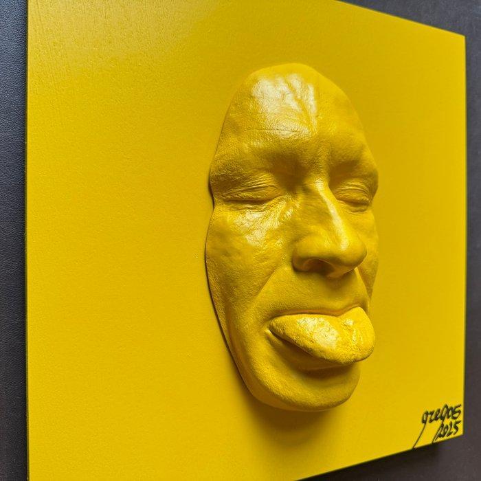 gregos - Yellow mockery on yellow background, Antiek en Kunst, Kunst | Designobjecten