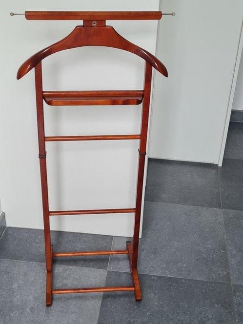 Dressboy - Fratelli Reguitti Brevettato - houten dressboy, Antiek en Kunst, Curiosa en Brocante