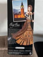 Mattel - Poupée Barbie Poupée barbie collection Pink label, Antiquités & Art