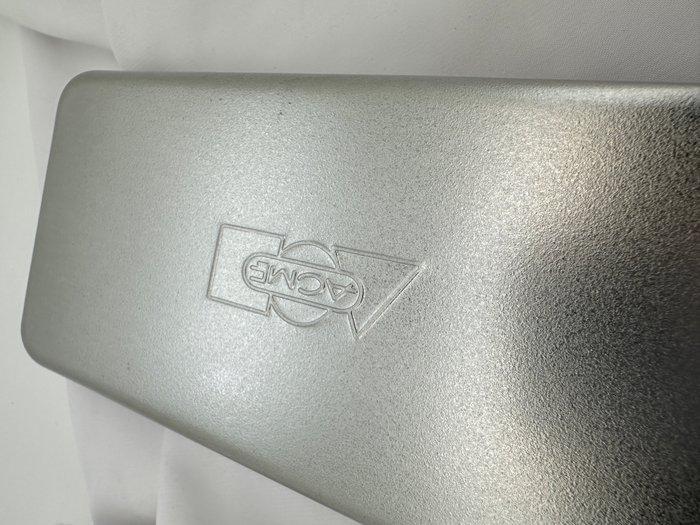 Charles & Ray Eames for ACME studio - “Wire Chairs” -, Collections, Stylos