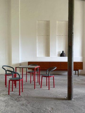 Fritz Hansen - Niels Gammelgaard, Lars Mathiesen - Chaise -