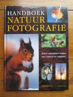 Handboek Natuurfotografie 9789021330600, Zo goed als nieuw, Niall Benvie, Verzenden