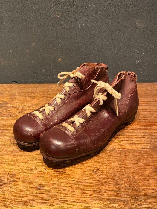 1930 - Antique Soccer boots - Fussball schuhe - Voetbal, Collections, Collections Autre