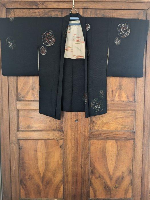 Vintage Haori-jas van zwarte zijde - Jacquardmotieven en het, Antiek en Kunst, Antiek | Overige Antiek